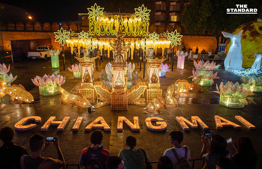 เชียงใหม่เปิดซุ้มไฟ ‘ทิพยรัศมีเวียงพิงค์’ ต้อนรับ ยี่เป็ง 68 2