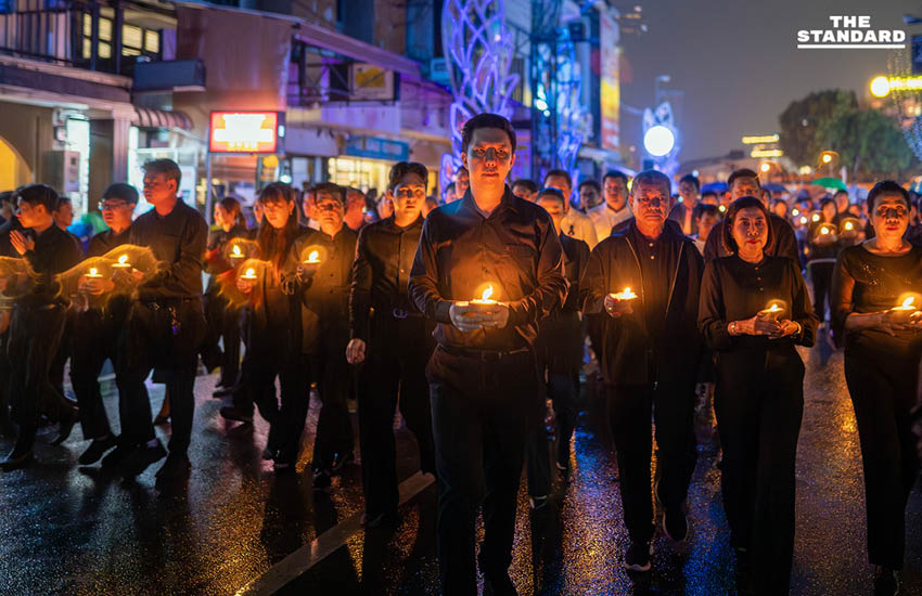 เชียงใหม่เปิดซุ้มไฟ ‘ทิพยรัศมีเวียงพิงค์’ ต้อนรับ ยี่เป็ง 68 5