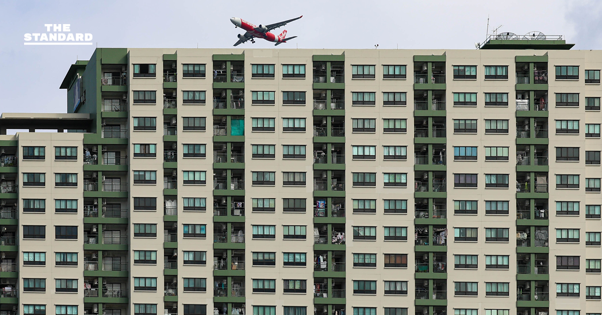 สัมผัสอากาศเย็น ชวนสังเกตเครื่องบินบินผ่านเขตเมือง รับลมหนาว