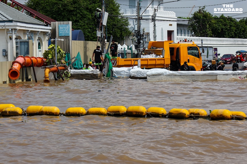 น้ำเหนือไหลสมทบจากพายุ คัลแมกี เขื่อนเจ้าพระยา เพิ่มระบาย กรุงเทพฯ ประสบน้ำทะเลหนุนสูง 5