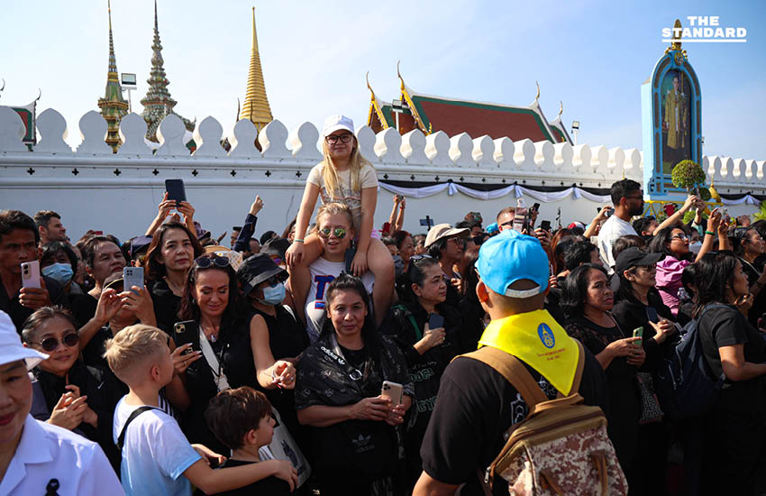 ริ้วขบวนคชสารคู่แผ่นดิน เข้าถวายสักการะพระบรมศพ สมเด็จพระพันปีหลวง 10