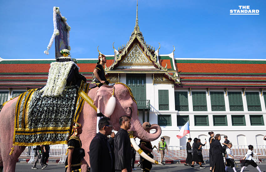 ริ้วขบวนคชสารคู่แผ่นดิน เข้าถวายสักการะพระบรมศพ สมเด็จพระพันปีหลวง 11