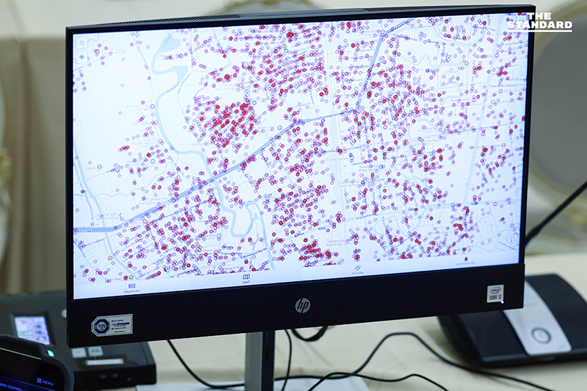 รัฐบาลเปิดศูนย์ ศปกฉ. รับเรื่องร้องทุกข์ บูรณาการช่วยเหลือน้ำท่วมใต้ ‘ภราดร’ นั่ง ผอ. ‘สิริพงศ์-พล.ท.วันชนะ’ นั่ง โฆษกฯ คู่ 2