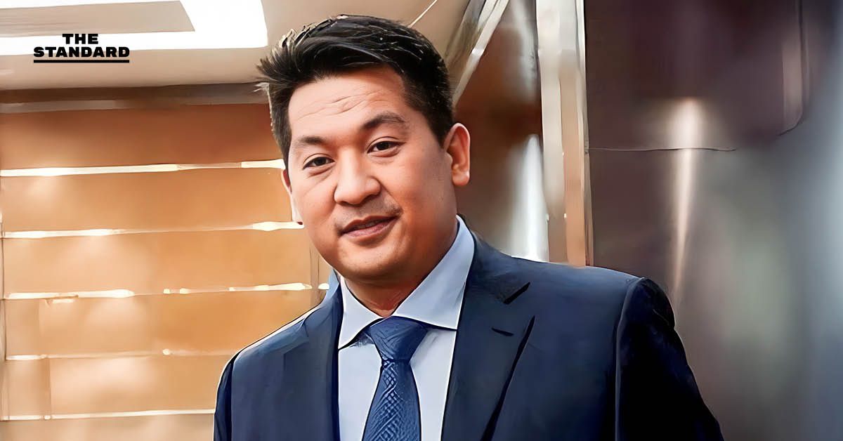 ตำรวจไทยส่ง เฉอ จื้อเจียง เจ้าพ่อพนัน-สแกมเมอร์ชเวโก๊กโก่ ขึ้นเครื่องกลับจีน