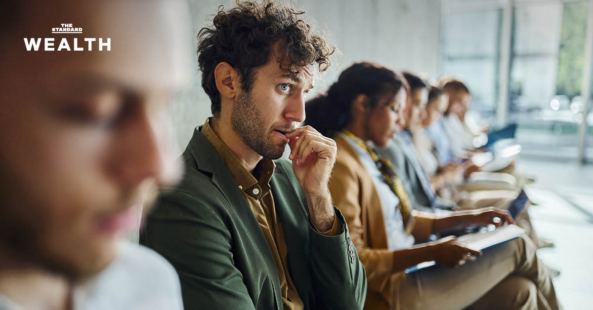 เด็กจบใหม่กำลังเผชิญกับการหางานที่ ‘ยากลำบากที่สุดในรอบทศวรรษ’ บริษัทเลิกจ้างงานไปแล้ว 1.1 ล้านตำแหน่ง