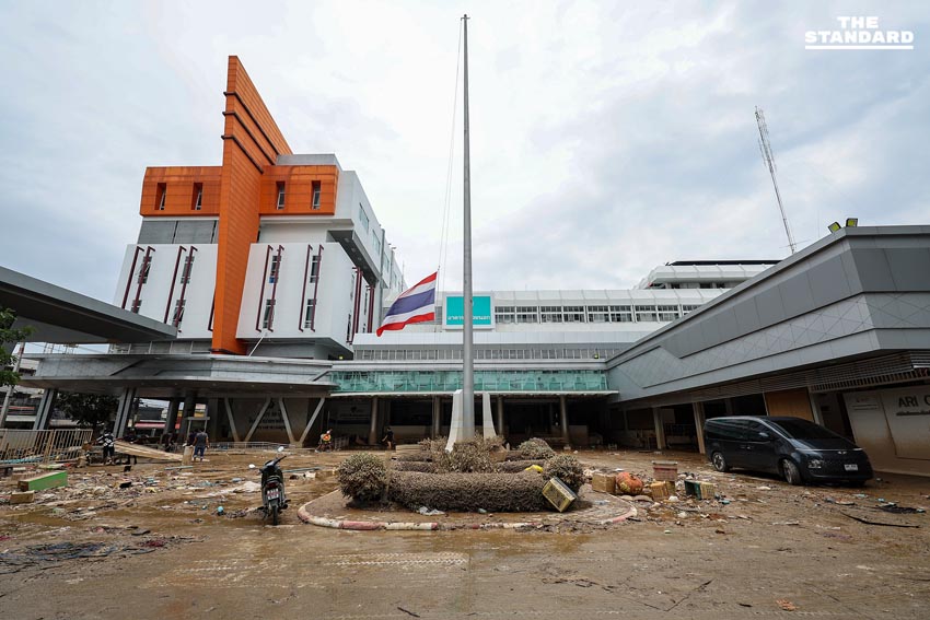 รพ. หาดใหญ่ เร่งฟื้นฟู หลังน้ำท่วมหนักสุดในรอบ 15 ปี ประเมินความเสียหายเบื้องต้น พันล้านบาท 10