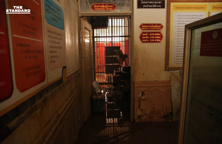 เร่งกู้ โรงพัก สภ.หาดใหญ่ พบ เสียหายหนัก หลังน้ำลด ผบช.ภ.9 ยัน ตำรวจ พร้อมดูแล ประชาชน 100% 4