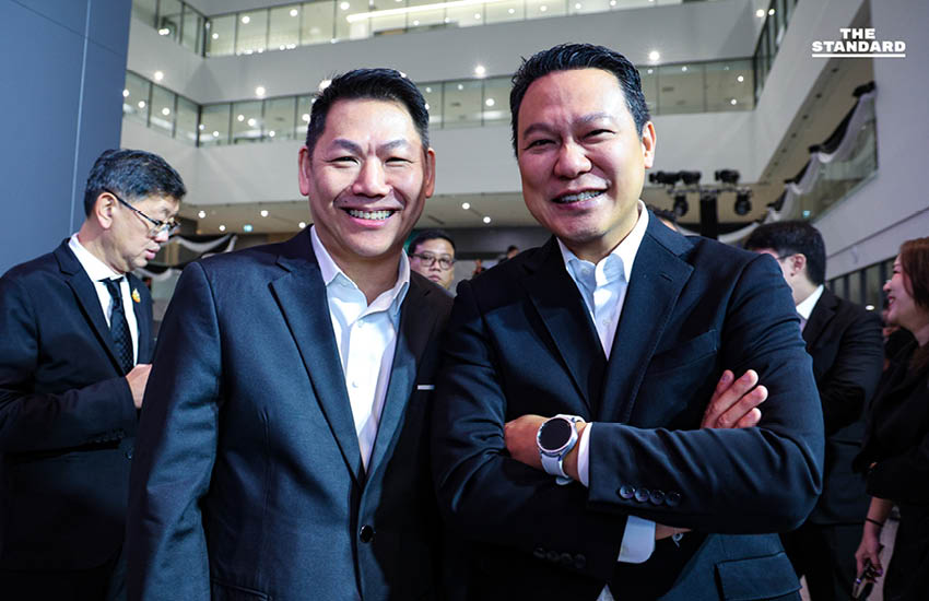 ไชยชนก นำทัพ ดีอีเอส จับมือ Google เสิร์ฟ Google AI Pro ให้นักศึกษาใช้ฟรี 12 เดือน ตั้งเป้า เฟส 2 ศึกษาเพื่อขยาย AI ระดับพรีเมียมสู่คนไทยกว่า 5 ล้านคน 6