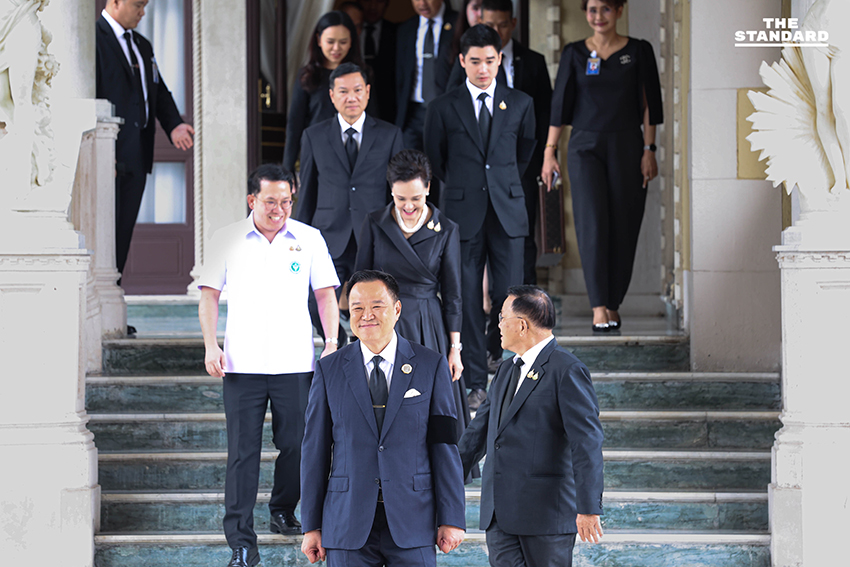 อนุทิน ลงนาม MOU สุขกาย สบายกระเป๋า ให้ รพ.เอกชน เปิดราคายา คืนทางเลือกประชาชน ลดภาระค่ายาได้ 3 หมื่นล้านบาทต่อปี 11