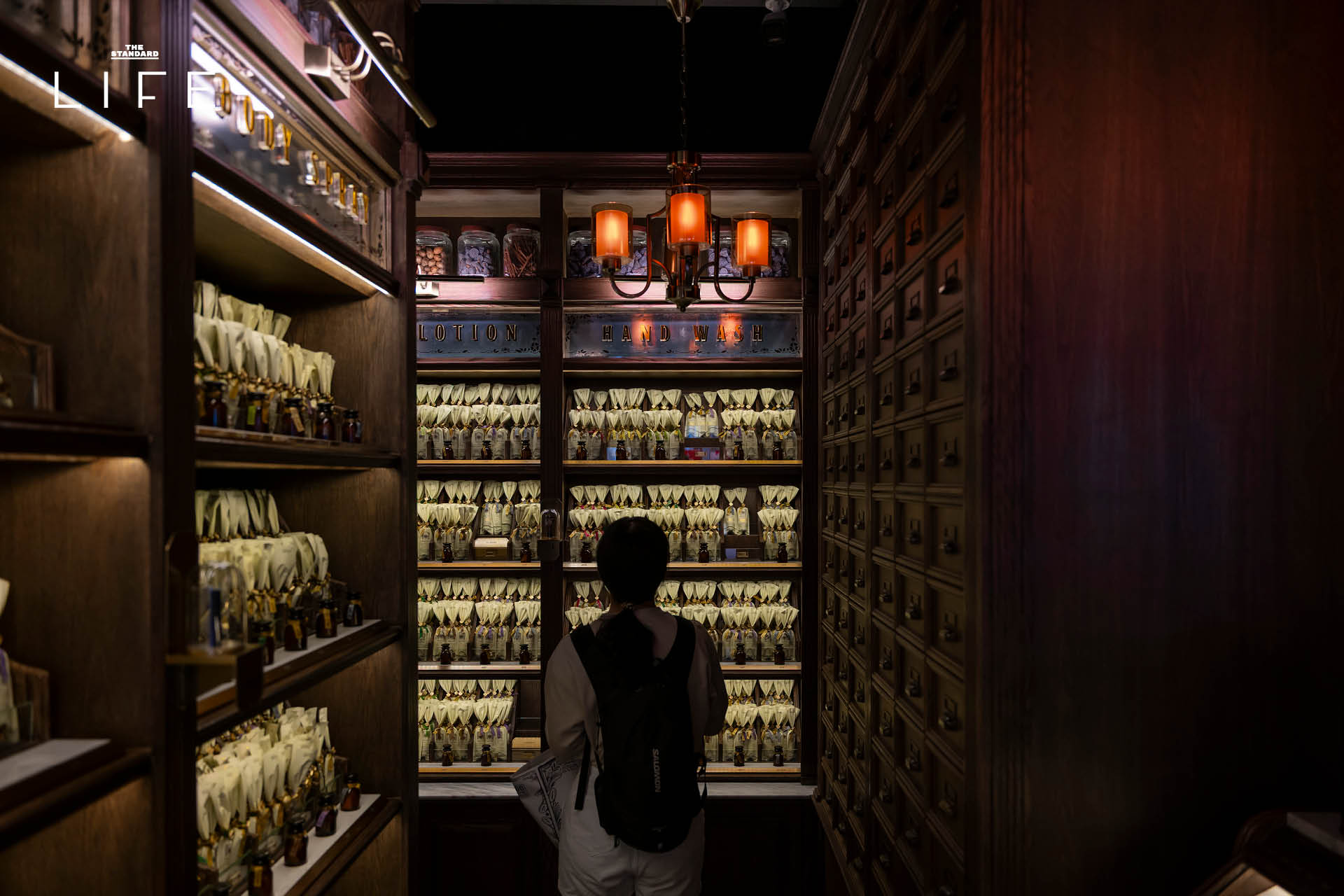 เปิดประตูสู่ห้วงความทรงจำผ่านกลิ่นหอมที่มีความหมายจาก Karmakamet [ADVERTORIAL] 8