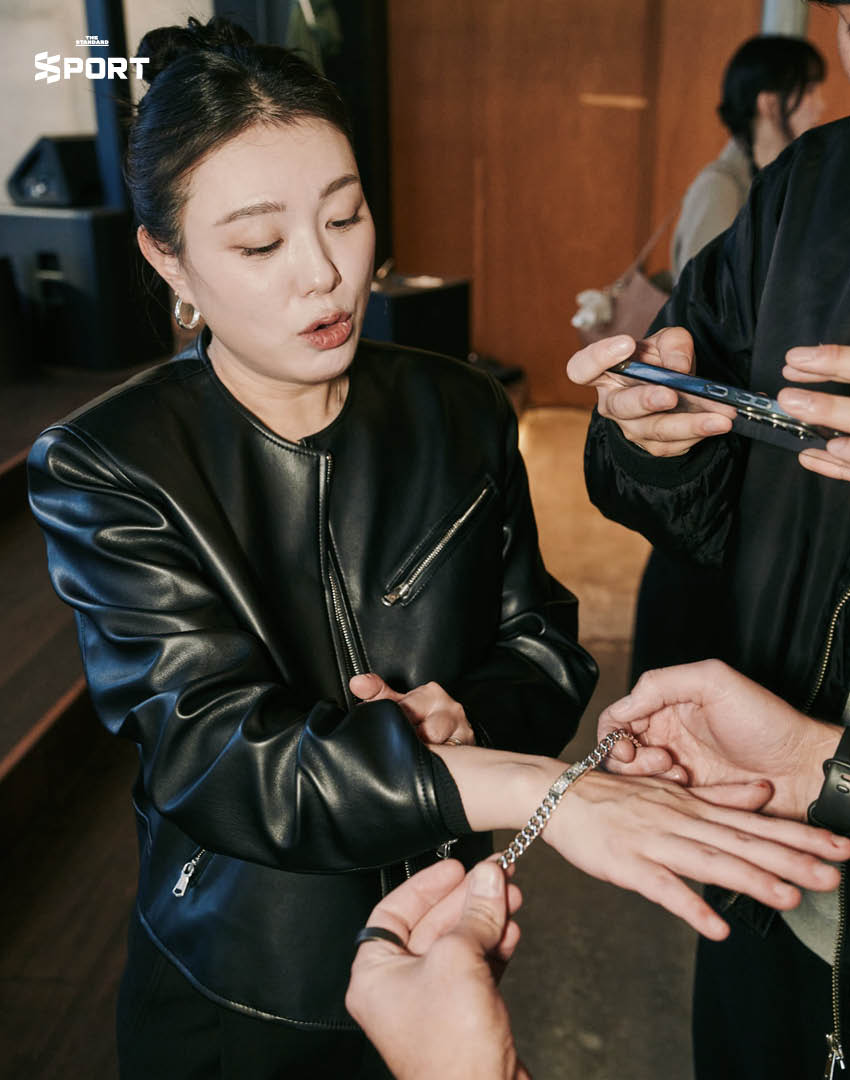 Kim Yeji x Valorant เมื่อนักกีฬายิงปืนโอลิมปิกมาจับปืน Chamber 4