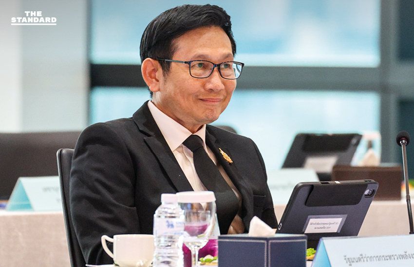 ครม.เศรษฐกิจเคาะ ‘คนละครึ่ง พลัส’ แจกเงิน ร้านค้าถุงเงิน 20% สูงสุด 2,000 บาท หลังอบรมเสริมทักษะดิจิทัล 6