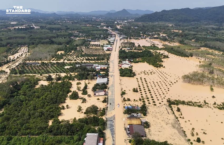 ภาพมุมสูงอำเภอละงูจังหวัดสตูลยังอ่วม กระทบร่วม 7 หมื่นคน 1