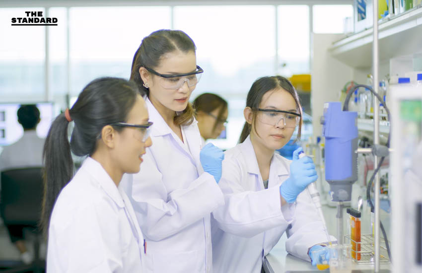 เชิดชู 2 นักวิจัยหญิง สวทช. ผลักดันความหวังใหม่ด้วยนวัตกรรม ‘วัคซีน ASF–นาโนส่งยา’ จนคว้ารางวัลนักวิทยาศาสตร์สตรีปี 2568 จาก LOréal [Advertorial] 6