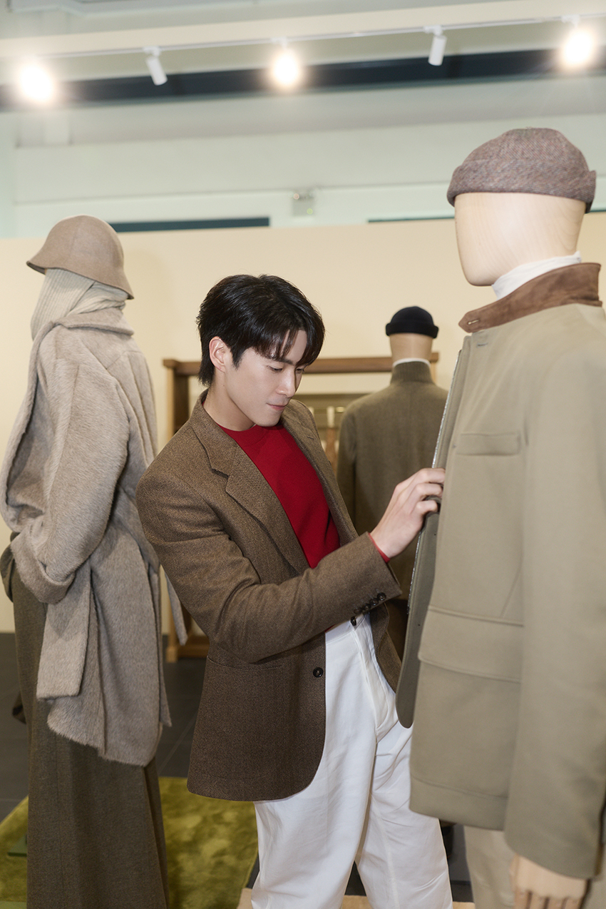 LORO PIANA SPRING/SUMMER 2026 งานพรีเซนเทชันคอลเล็กชันใหม่ ที่ ประเทศสิงคโปร์ 13