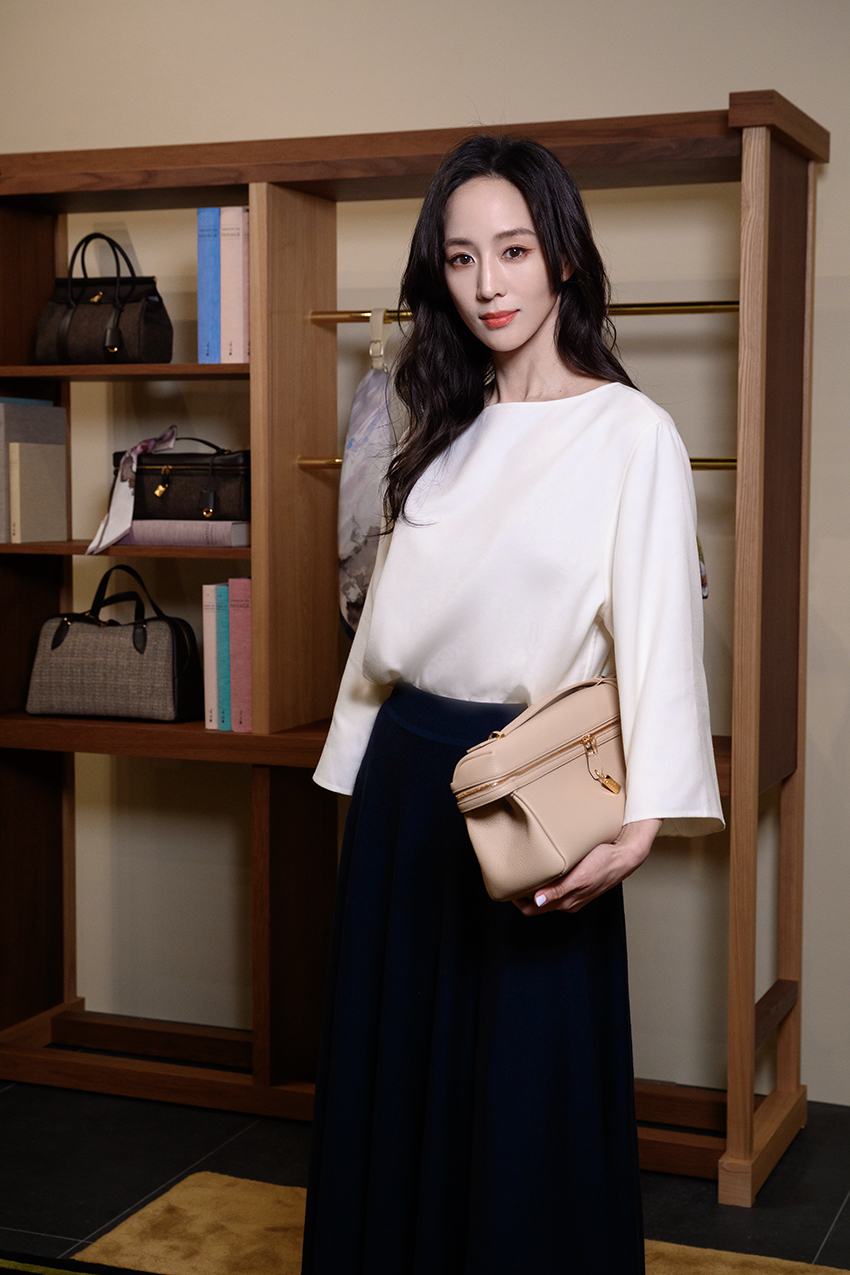 LORO PIANA SPRING/SUMMER 2026 งานพรีเซนเทชันคอลเล็กชันใหม่ ที่ ประเทศสิงคโปร์ 7