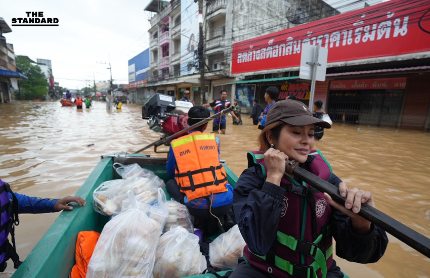 ณัฐพงษ์ลุยช่วยน้ำท่วม หาดใหญ่ เสนอ รัฐบาลเร่งประสานศูนย์พักพิงอิสระ-หน่วยงานในพื้นที่ หนุนทรัพยากรจำเป็น 2