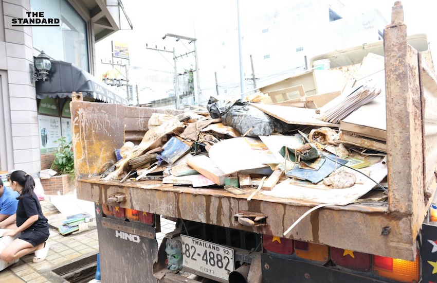 รมช.มท. พร้อมผู้ว่าฯสงขลา นำทีมลงพื้นที่ Big Cleaning Day เมืองหาดใหญ่ เก็บขยะสิ่งปฏิกูล 5