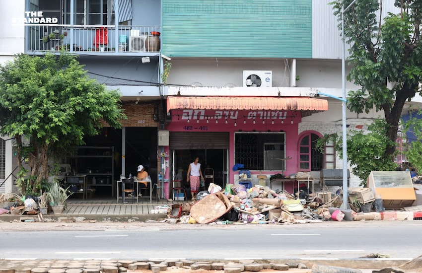 รมช.มท. พร้อมผู้ว่าฯสงขลา นำทีมลงพื้นที่ Big Cleaning Day เมืองหาดใหญ่ เก็บขยะสิ่งปฏิกูล 6