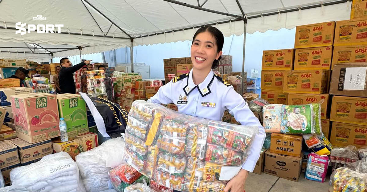 “ขอให้พี่น้องชาวใต้ทุกคนปลอดภัย” เทนนิส พาณิภัค ฮีโร่โอลิมปิก ร่วมส่งต่อน้ำ-อาหารช่วยผู้ประสบอุทกภัย ภาคใต้