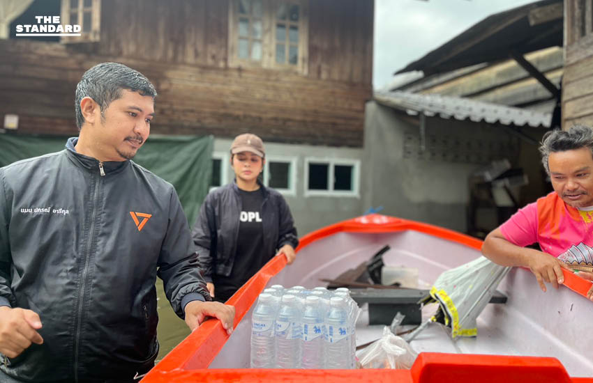 พรรคประชาชนกระจายกำลังช่วยเหลือน้ำท่วม ภาคใต้ เร่งรัด รัฐบาลตั้งวอร์รูมแก้ปัญหา 1