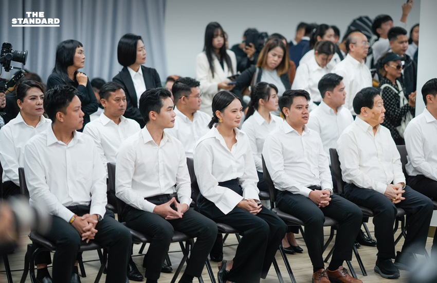 เพื่อไทยเปิดตัวว่าที่ผู้สมัคร สส. อีก 31 เขต ส่งอดีตเลขาฯ ป.ป.ส. ชิงเก้าอี้ผู้แทนฯ เขตเดียวกับธรรมนัส ด้าน จุลพันธ์ มั่นใจเป็นแกนนำจัดตั้งรัฐบาล 5