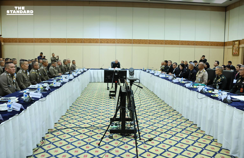 ‘พิพัฒน์’ ประชุม หน่วยงานความมั่นคง เตรียมแผนรักษาความปลอดภัยและจราจร รับประชาชนเข้ากราบถวายบังคม พระบรมศพสมเด็จพระพันปีหลวง 2