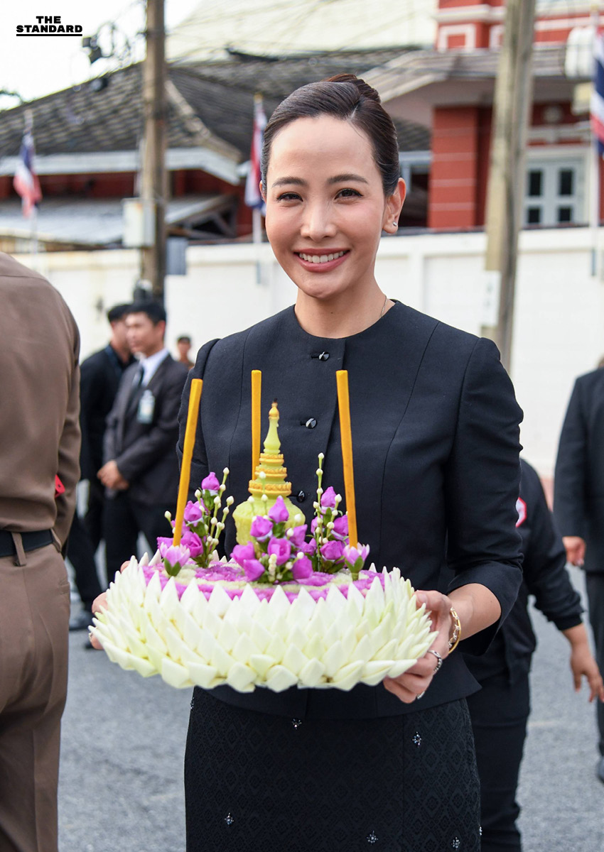 นายกฯ ควงภริยา สืบสานประเพณีลอยกระทง เล็งหารือ เลขานายกฯ ฟื้น ตลาดน้ำริมคลองผดุงกรุงเกษม ยุครัฐบาลประยุทธ์ 3