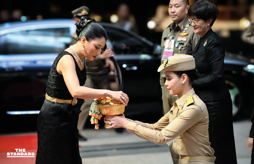 เจ้าฟ้าสิริวัณณวรีฯ เสด็จทอดพระเนตร โขนมูลนิธิส่งเสริมศิลปาชีพฯ เรื่องรามเกียรติ์ ตอน ‘สัตยาพาลี’ เพื่อน้อมสำนึกในพระมหากรุณาธิคุณ สมเด็จพระพันปีหลวง 3