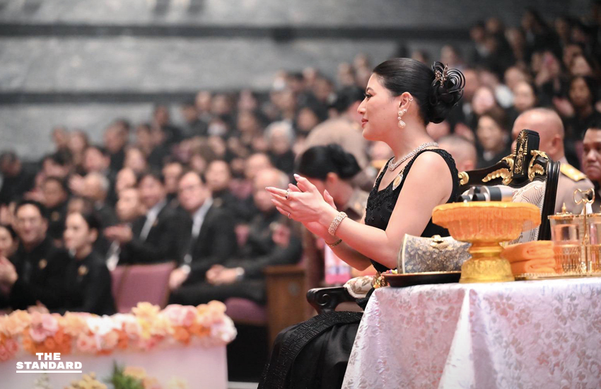 เจ้าฟ้าสิริวัณณวรีฯ เสด็จทอดพระเนตร โขนมูลนิธิส่งเสริมศิลปาชีพฯ เรื่องรามเกียรติ์ ตอน ‘สัตยาพาลี’ เพื่อน้อมสำนึกในพระมหากรุณาธิคุณ สมเด็จพระพันปีหลวง 5