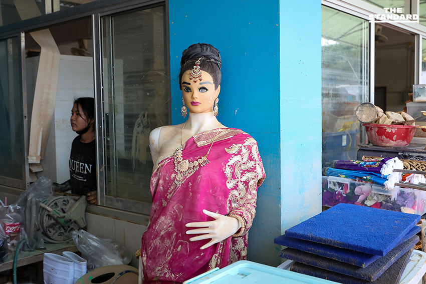 เร่งฟื้นฟู โรงเรียนหาดใหญ่วิทยาลัยสมบูรณ์กุลกันยา หลังน้ำลด ชั้นล่างจมมิด 100% ความเสียหายรวมกว่า 20 ล้านบาท 9