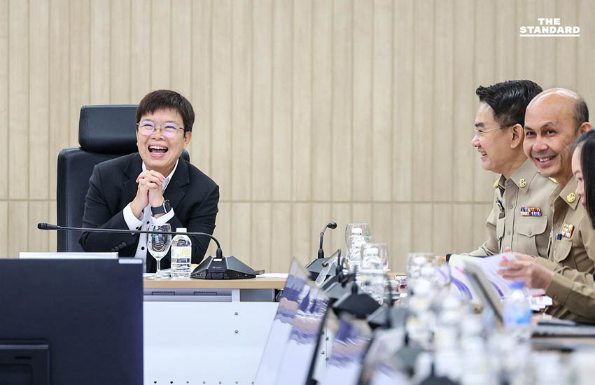 ดีอีเอสถก คมนาคม เปิดให้ไรเดอร์ลงทะเบียนออนไลน์ ใช้สำเนาเล่มรถจด ร.ย.17-18 พร้อมอัดเงินช่วยสูงสุด 2 หมื่น/คน 6