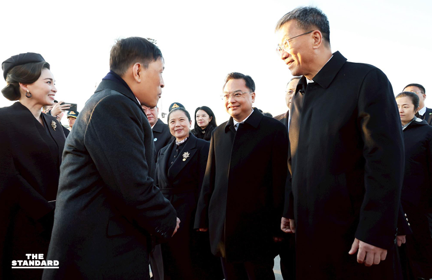 พระบาทสมเด็จพระเจ้าอยู่หัว สมเด็จพระนางเจ้า ฯ พระบรมราชินี เสด็จ ฯ ทอดพระเนตรนิทรรศการ ณ กรุงปักกิ่ง ก่อนเสด็จ ฯ กลับ ประเทศไทย 9