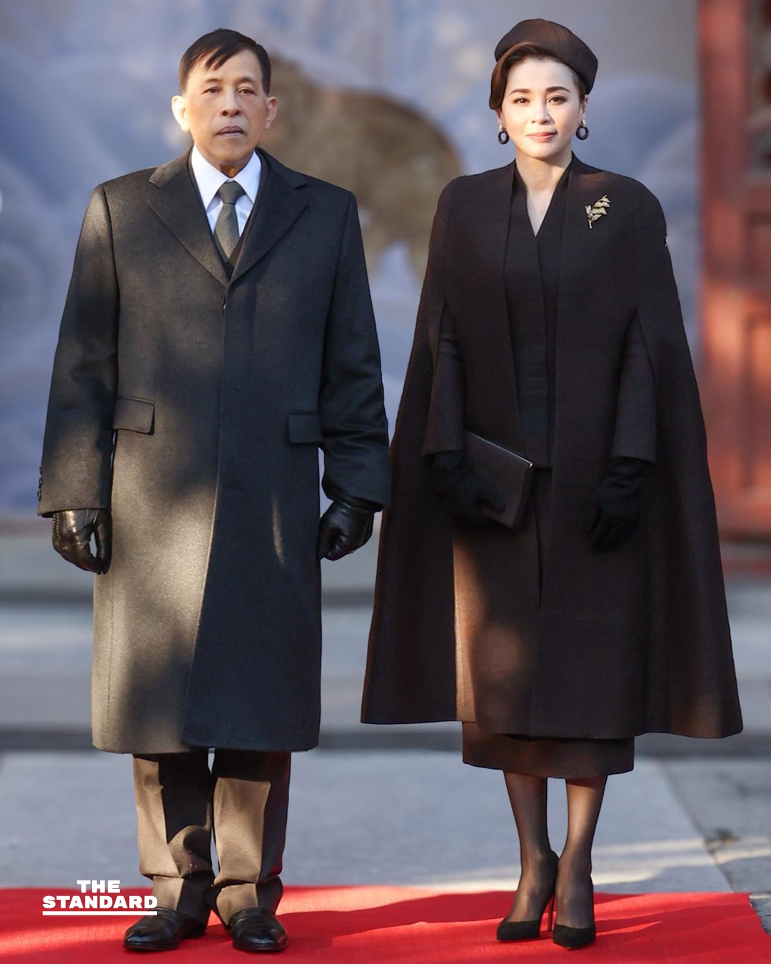 พระบาทสมเด็จพระเจ้าอยู่หัว สมเด็จพระนางเจ้า ฯ พระบรมราชินี เสด็จ ฯ ทอดพระเนตรนิทรรศการ ณ กรุงปักกิ่ง ก่อนเสด็จ ฯ กลับ ประเทศไทย