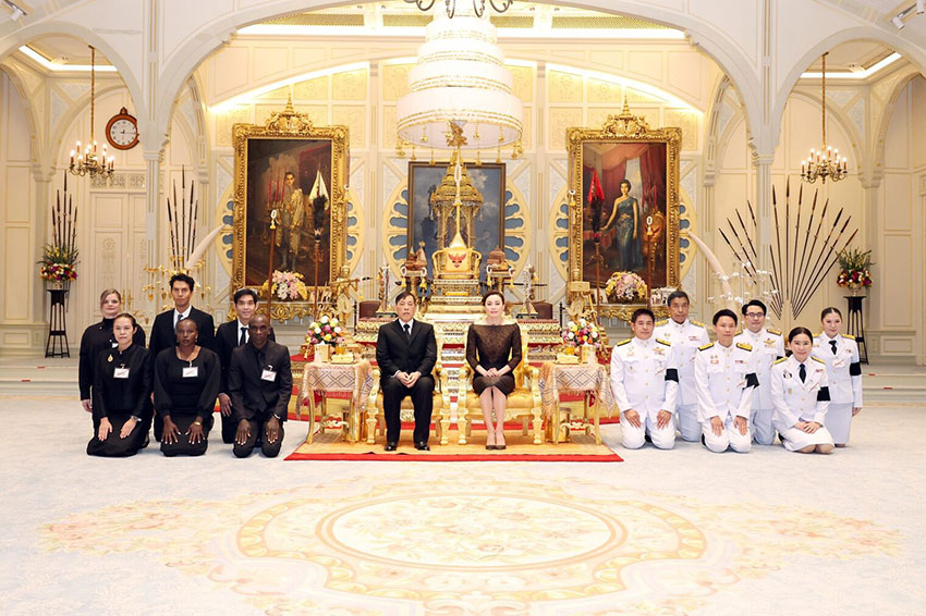 ในหลวง-พระราชินี พระราชทานพระบรมราชวโรกาสให้ ‘คิปโชเก้’ นักวิ่งชาวเคนยา เฝ้าฯ 4