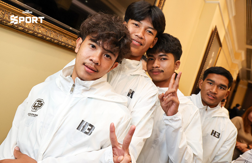 หมอนทองวิทยา เข้าพบ รมว.ศึกษาธิการ ‘อาจารย์สกล’ รับบท ที่ปรึกษา สพฐ. พัฒนา โรงเรียนกีฬาฟุตบอล 11