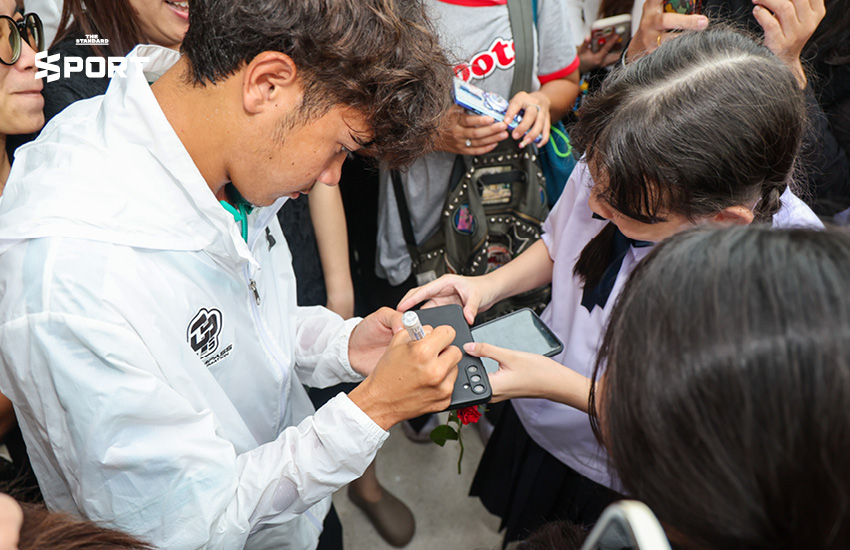 หมอนทองวิทยา เข้าพบ รมว.ศึกษาธิการ ‘อาจารย์สกล’ รับบท ที่ปรึกษา สพฐ. พัฒนา โรงเรียนกีฬาฟุตบอล 9