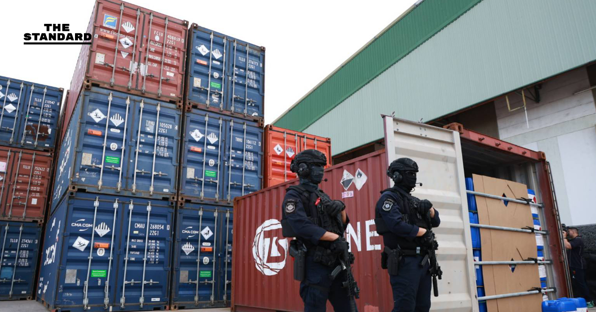 ยึดกรดอะซีติก 22 ตัน ท่าเรือแหลมฉบัง สกัดขบวนการผลิตยาบ้า 1,400 ล้านเม็ด