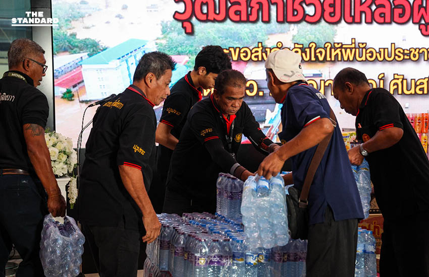 สว. ภิญญาพัชญ์ รับมอบของบริจาคจากภาคเอกชน ส่งต่อช่วยเหลือผู้ประสบภัยน้ำท่วม ใต้ 2