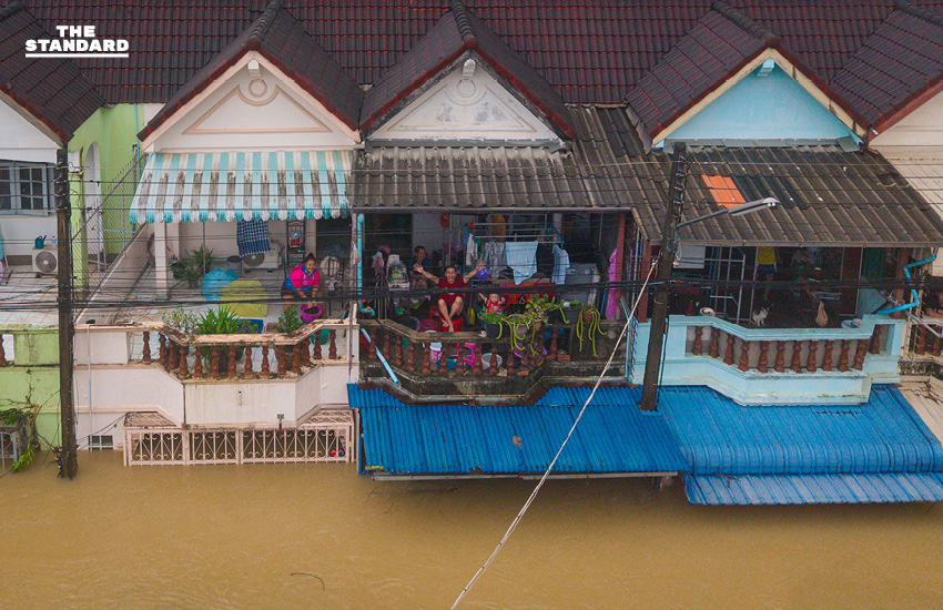 มุมสูงน้ำท่วม หาดใหญ่ ยังรุนแรง 2