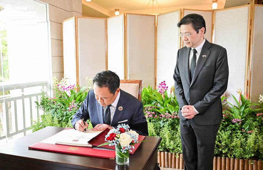 อนุทิน ถึง สิงคโปร์ ปฏิบัติภารกิจเยือนอย่างเป็นทางการ รัฐบาลสิงคโปร์ ตั้งชื่อกล้วยไม้ ‘Vanchoanthe Anutin Thananon Charnvirakul’ เพื่อเป็นเกียรติ 7