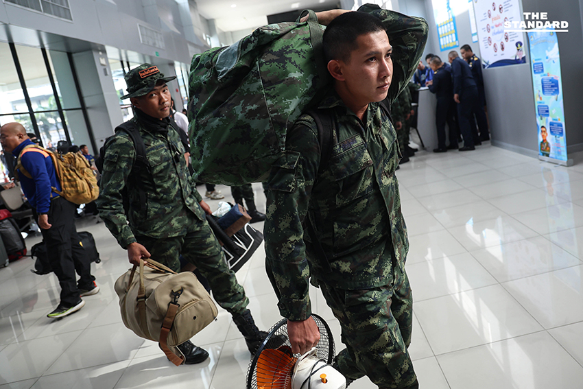 ศป.กฉ. จัดส่งกำลังพลและสิ่งของช่วยเหลือวิกฤตน้ำท่วม สงขลา เผย ใช้ AI กรองข้อมูลจัดลำดับช่วยผู้ประสบภัย สงขลา 3