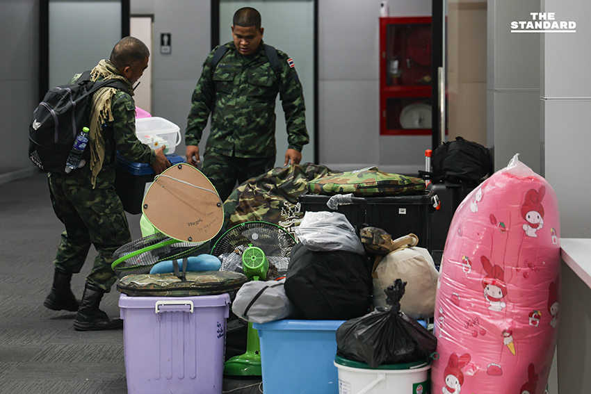 ศป.กฉ. จัดส่งกำลังพลและสิ่งของช่วยเหลือวิกฤตน้ำท่วม สงขลา เผย ใช้ AI กรองข้อมูลจัดลำดับช่วยผู้ประสบภัย สงขลา 6