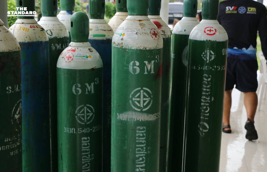 กองทัพภาคที่ 4 ส่งเฮลิคอปเตอร์ลำเลียงอาหาร-ออกซิเจน ช่วย รพ.หาดใหญ่-ประชาชนประสบภัยอุทกภัย สงขลา 4