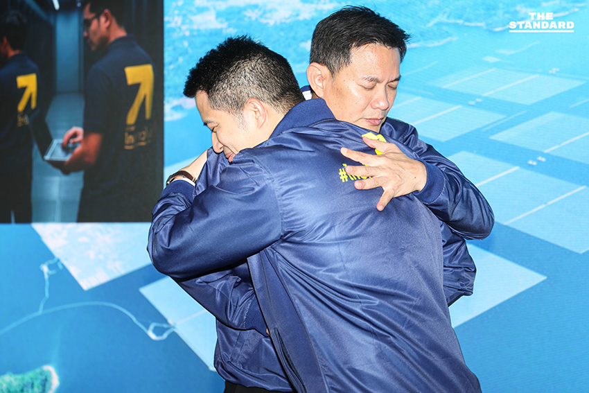 สุชัชวีร์ เปิดตัว 15 ผู้ประสงค์ลงสมัคร สส. กทม. ไทยก้าวใหม่ 5