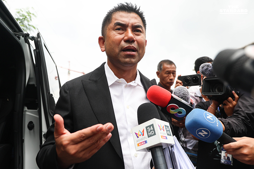 พล.ต.อ. สุรเชษฐ์ ยื่นหนังสือ ผบช.ไซเบอร์ ร้องถูกเลือกปฏิบัติ-แยกคดีซ้ำซ้อน ชี้พยายามเอาผิดให้ถูกไล่ออก 1