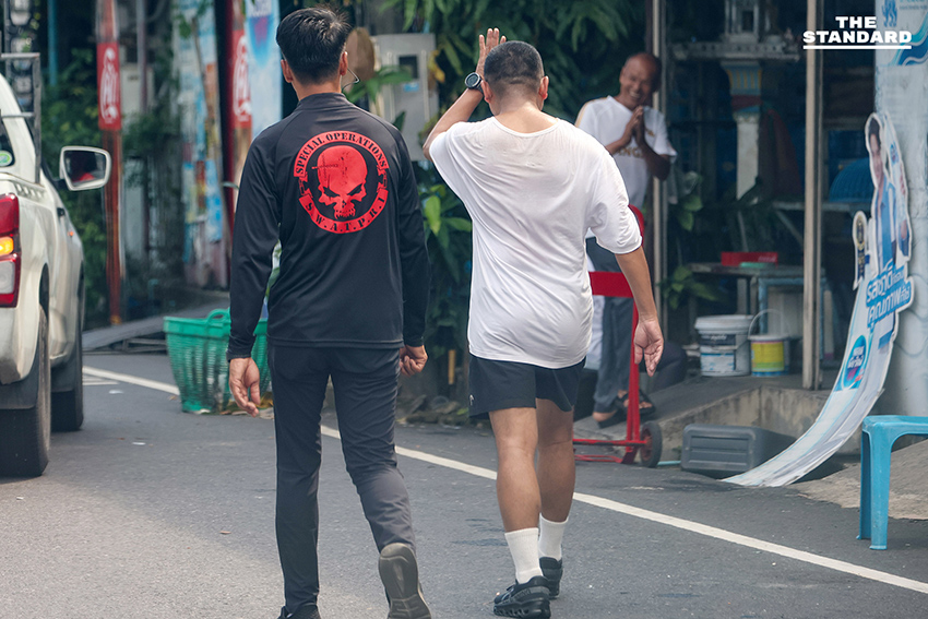 พล.ต.อ. สุรเชษฐ์ ลงพื้นที่ สงขลา ลุยช่วยน้ำท่วม ยืนยัน เขต 8 หาดใหญ่ ไม่อันตราย พร้อมจี้ รัฐบาล เปิดเผยยอดผู้เสียชีวิตจริง 8