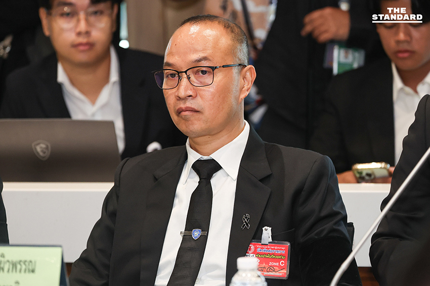 ‘สุรเชษฐ์-อัจฉริยะ’ เข้าแจง กมธ. มั่นคงแห่งรัฐฯ สางปม ‘ต่อศักดิ์’ ถูกโยงเว็บพนันออนไลน์ พร้อมซัก ‘พิมพ์วิไล’ ผู้โอนเงินเข้าบัญชีม้า ตร. 8