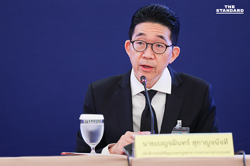 ทีมโฆษกร่วมแถลงผลหารือ ไทย-กัมพูชา ย้ำเดินหน้าด้วยข้อเท็จจริง ไม่ใช่ข่าวลือ จับตา 14 พ.ย. นี้ รอคำตอบ กัมพูชา ก่อนเริ่มวางหลักเขตแดน 10