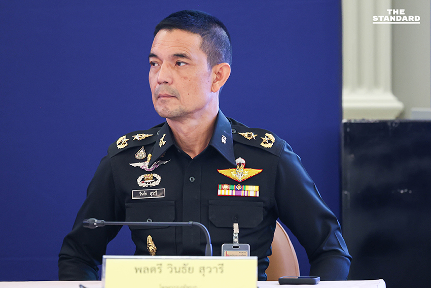 ทีมโฆษกร่วมแถลงผลหารือ ไทย-กัมพูชา ย้ำเดินหน้าด้วยข้อเท็จจริง ไม่ใช่ข่าวลือ จับตา 14 พ.ย. นี้ รอคำตอบ กัมพูชา ก่อนเริ่มวางหลักเขตแดน 2